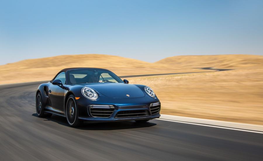  Porsche 911 Turbo S Cabriolet 2016 года  (NA) (фото 15 из 16)